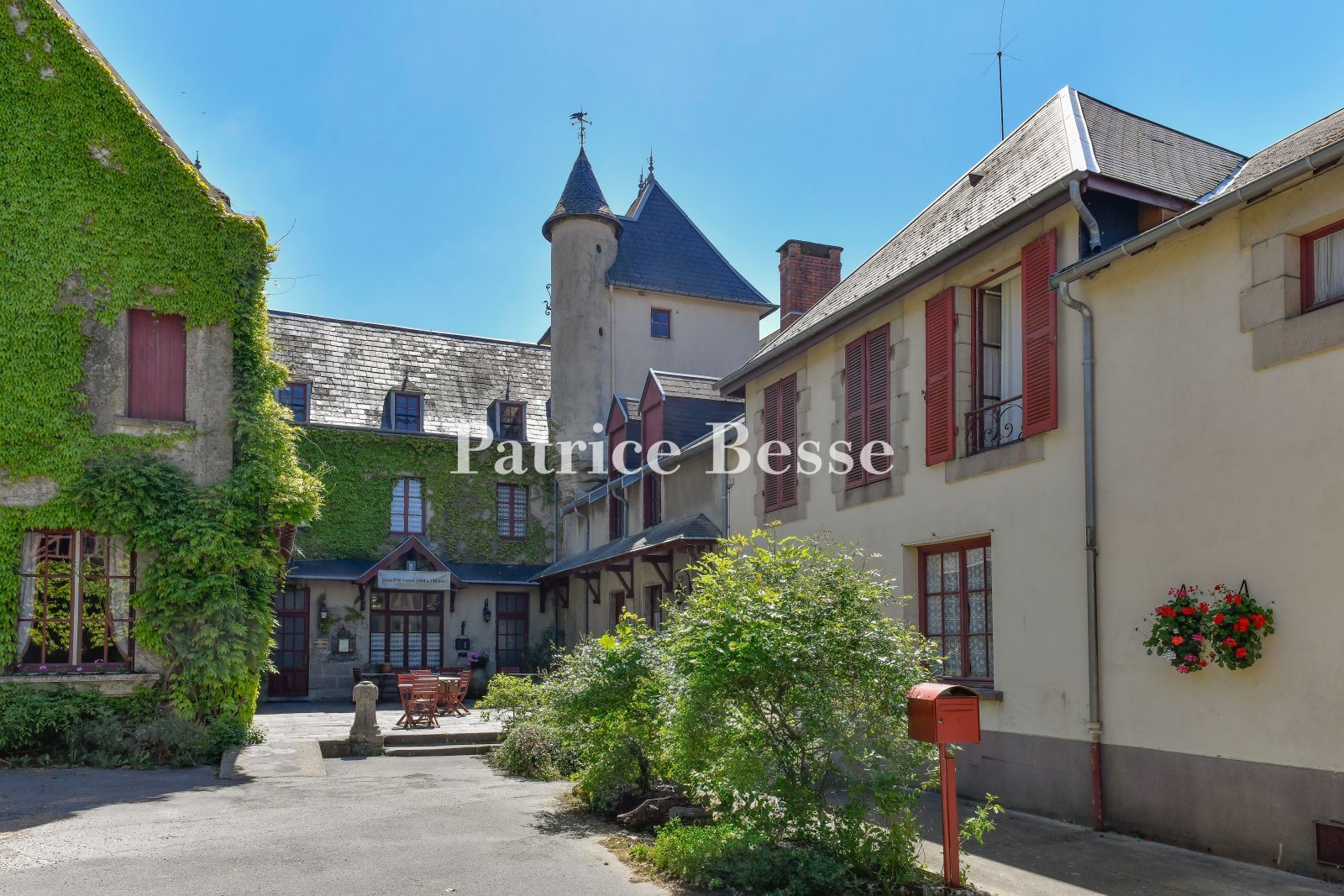 Maison à vendre, 970m², Riom
