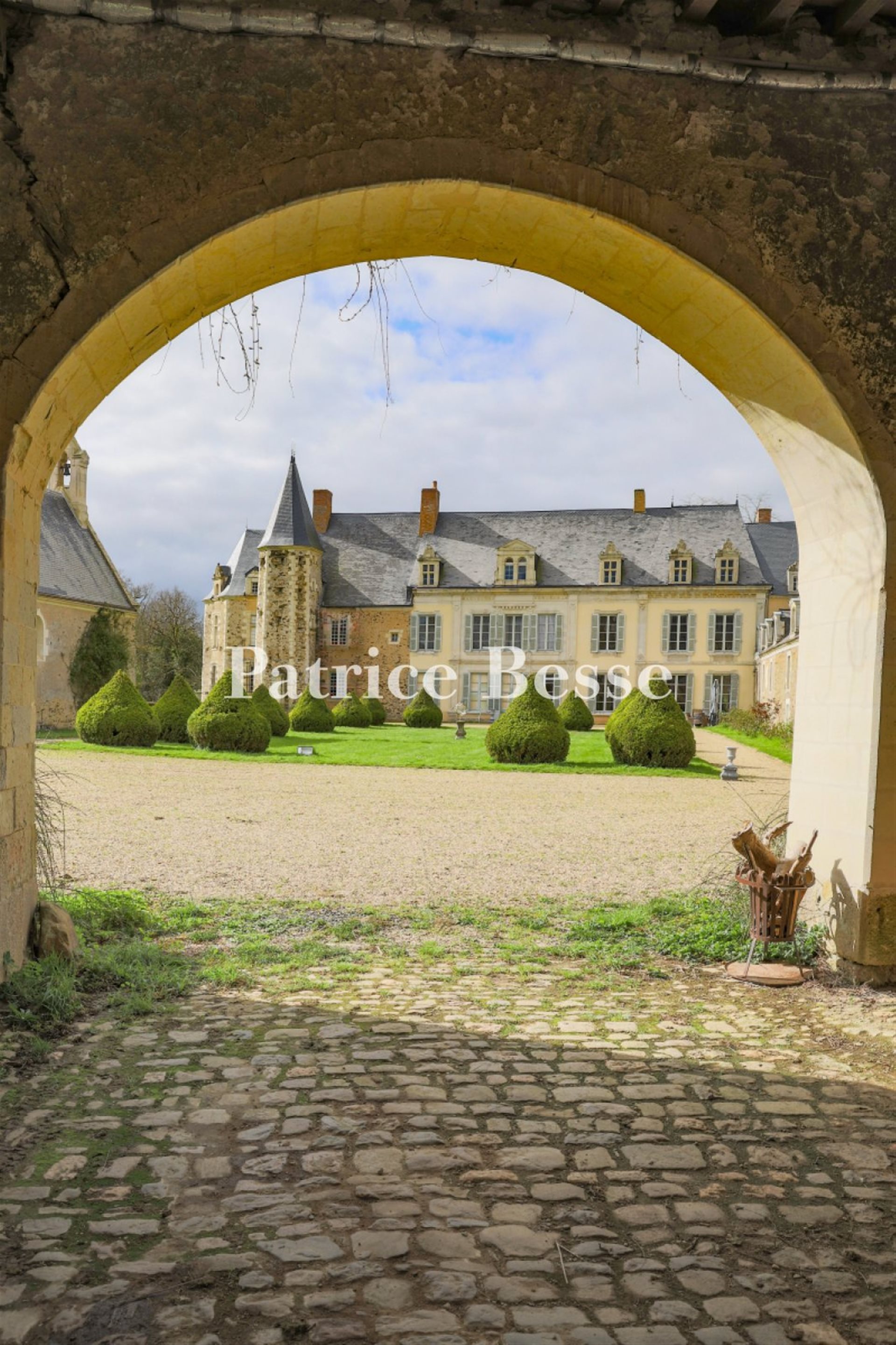 Maison à vendre, 1680m², Angers