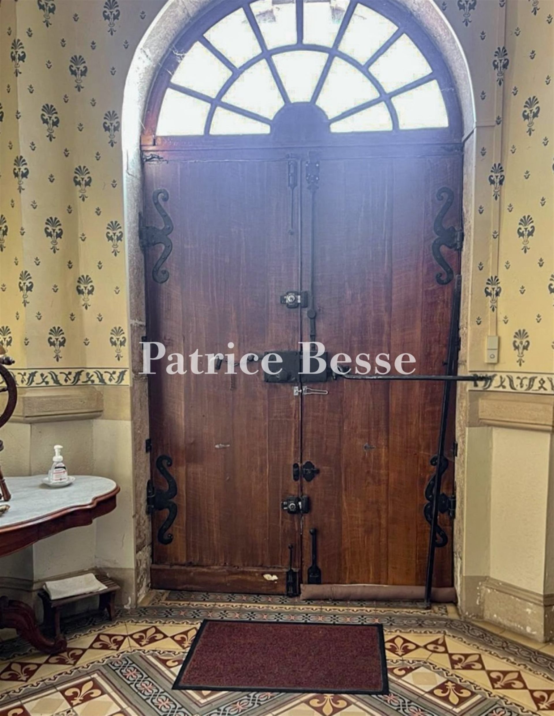 Maison à vendre, 640m², Bourg-en-Bresse