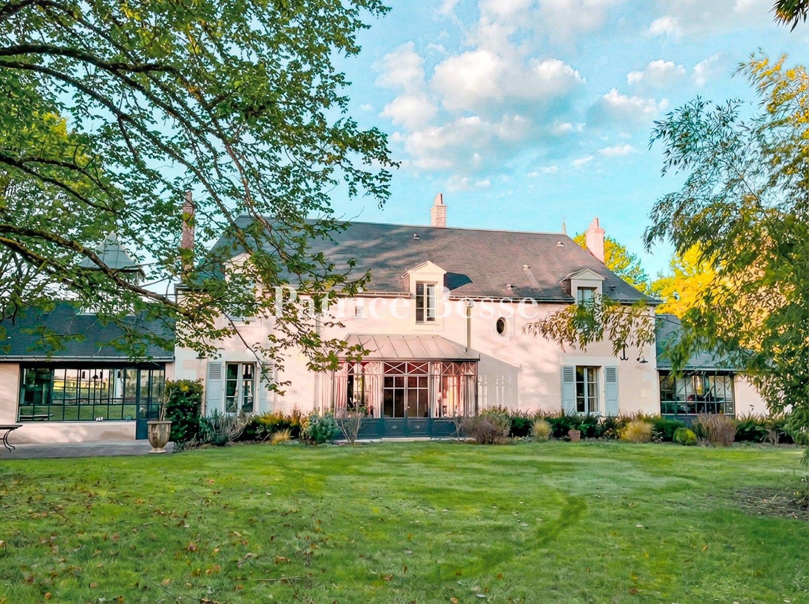 Maison à vendre, 338m², La Chartre-sur-le-Loir