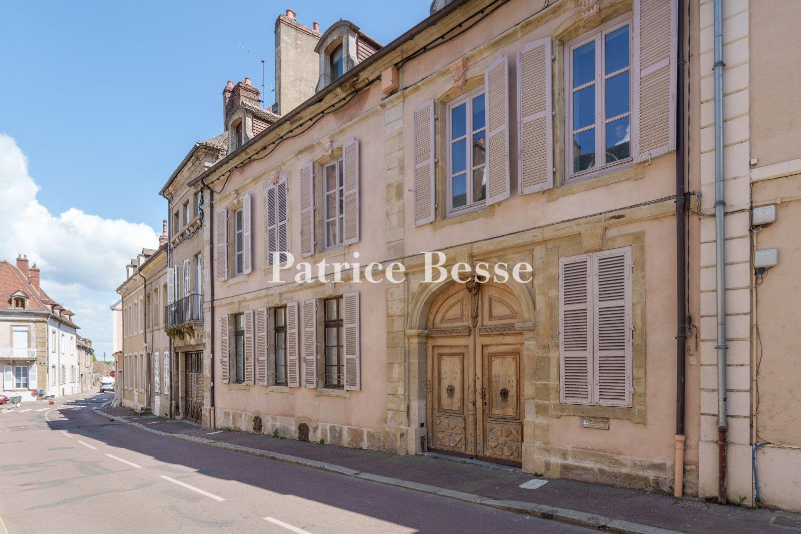 Maison à vendre, 390m², Autun