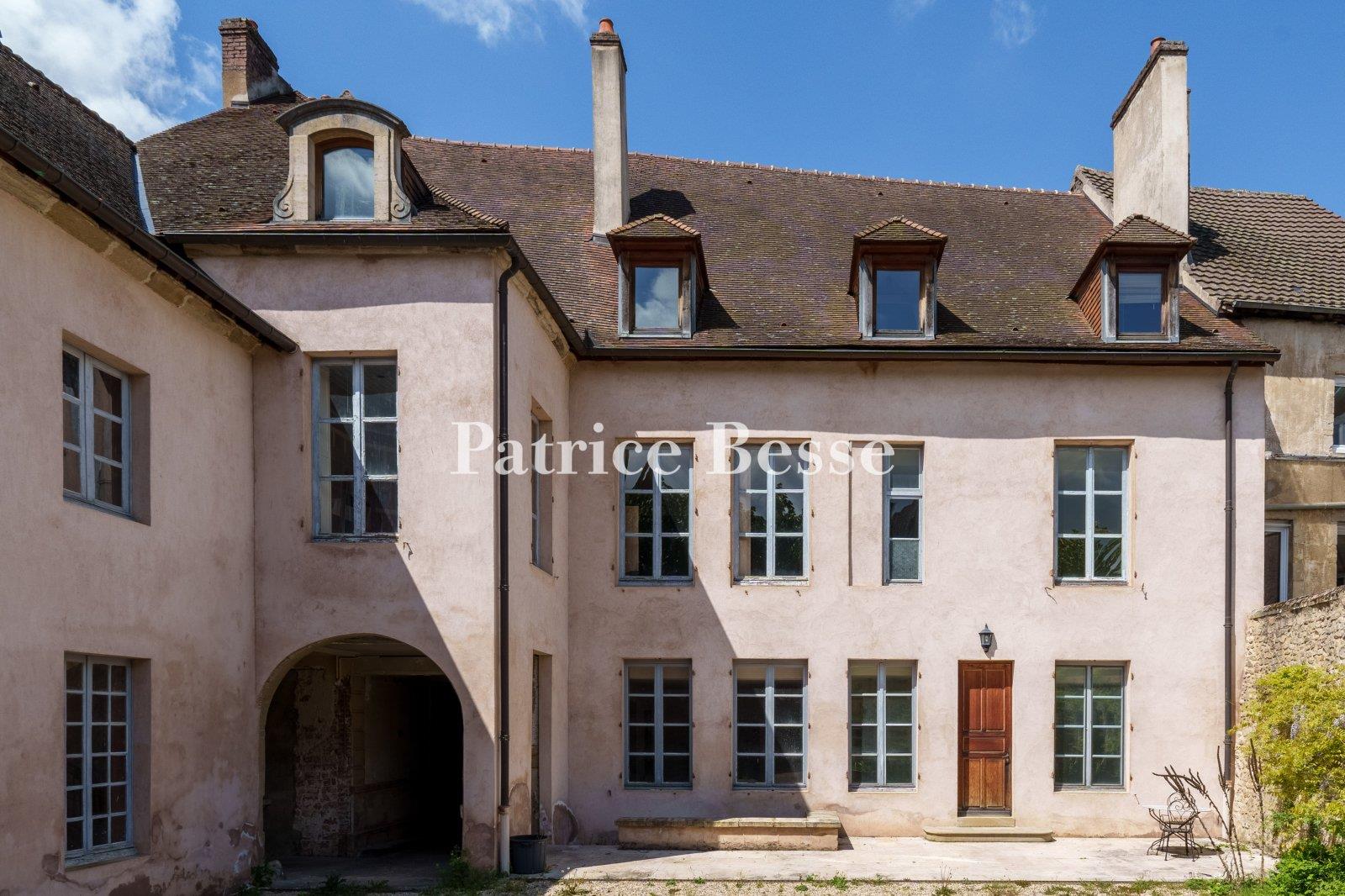 Maison à vendre, 390m², Autun