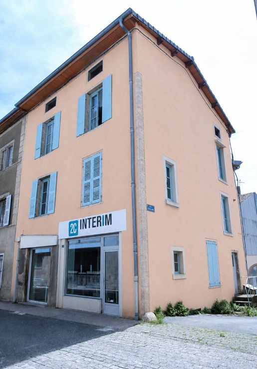 Maison 13 pièces 226 m² · à Saint-Amour · 226 m² · 305 000 €