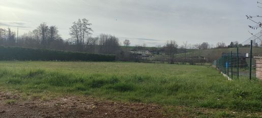 Terrain 952 m² · à Balanod · 55 000 €