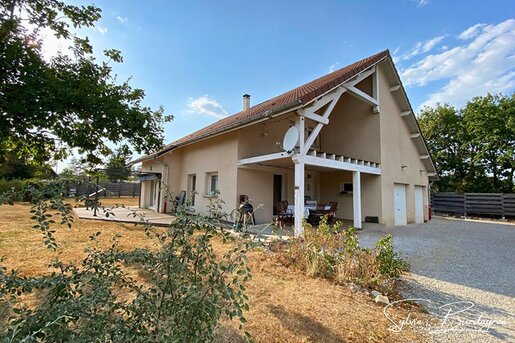 Maison 6 pièces 158 m² · à Orgelet · 158 m² · 399 000 €