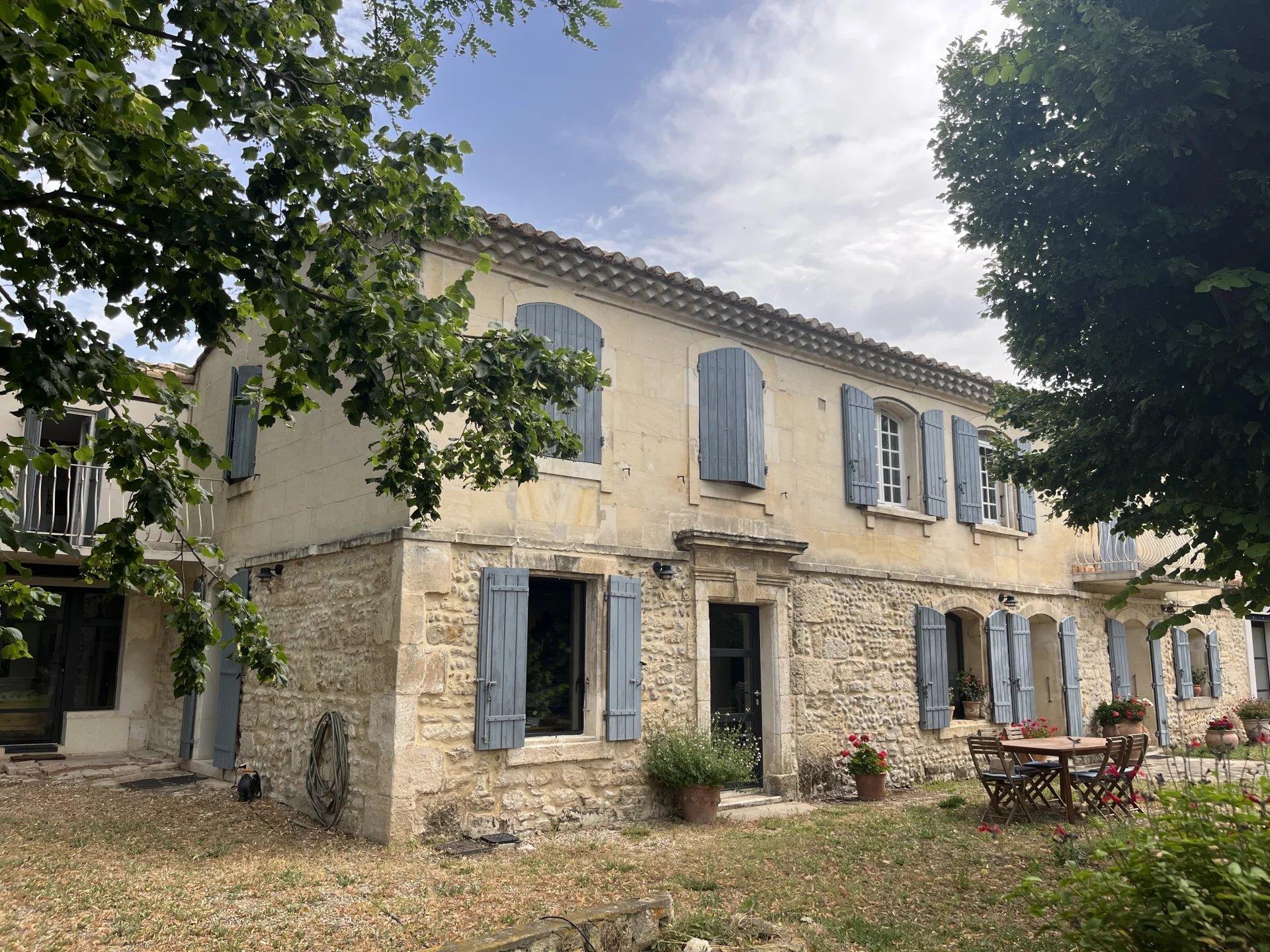 Maison à vendre, 332m², Arles