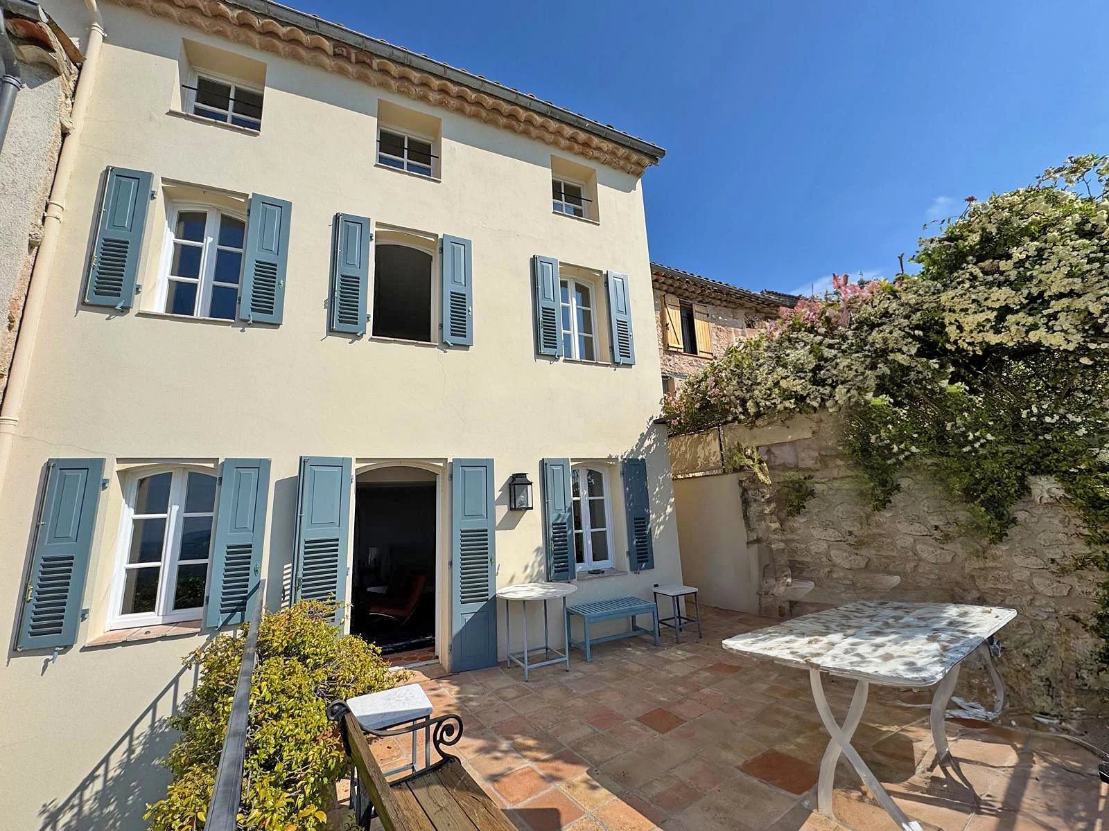 Appartement à vendre, 326m², Châteauneuf-Grasse