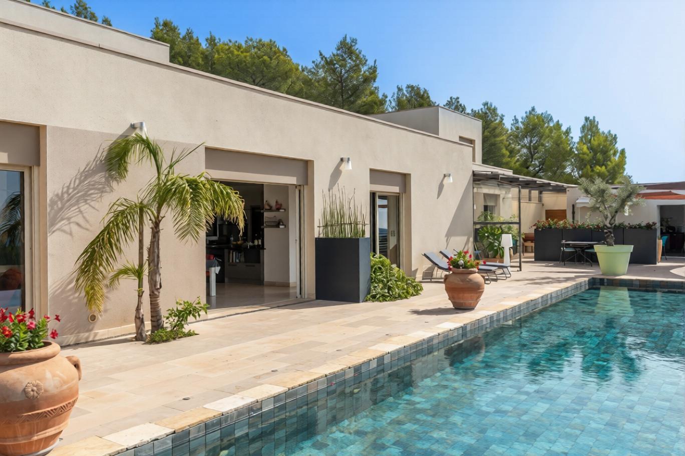 Maison à vendre, 350m², Ollioules