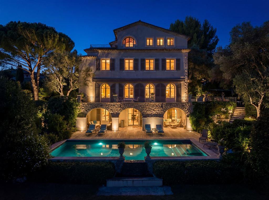 Maison à vendre, 300m², Cap d'Antibes