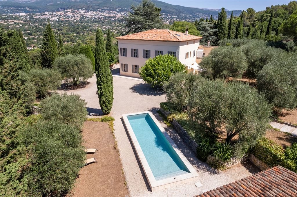 Maison à vendre, 375m², Grasse