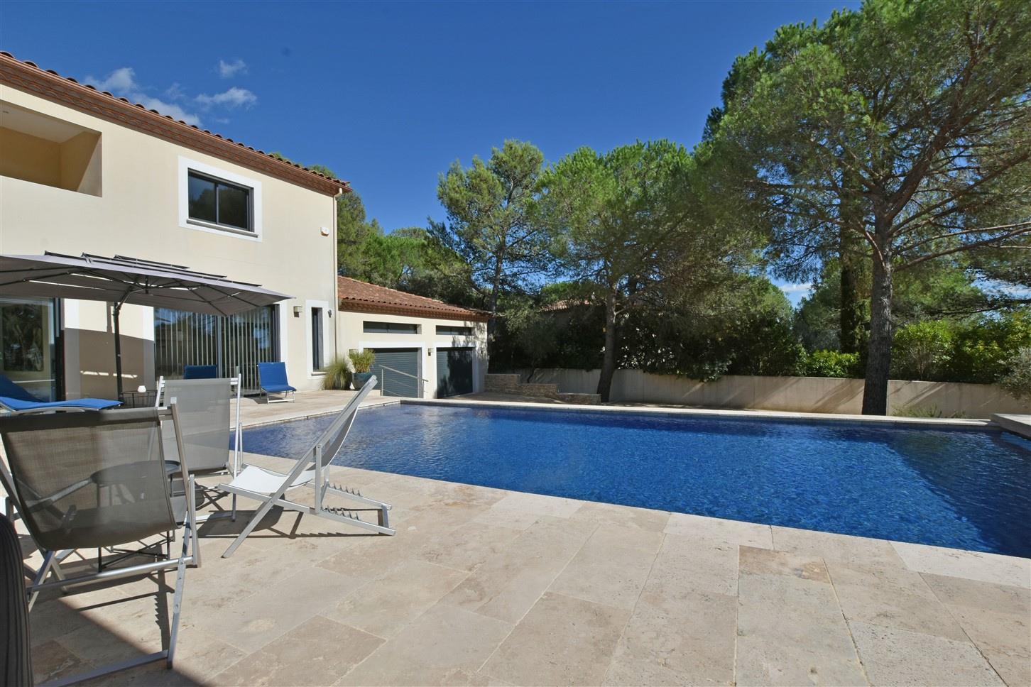 Maison à vendre, 288m², Nages-et-Solorgues
