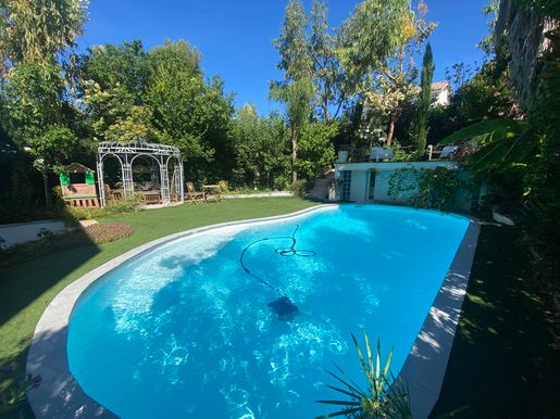 Maison 265 m² · à Marseille · 265 m² · 2 500 000 €