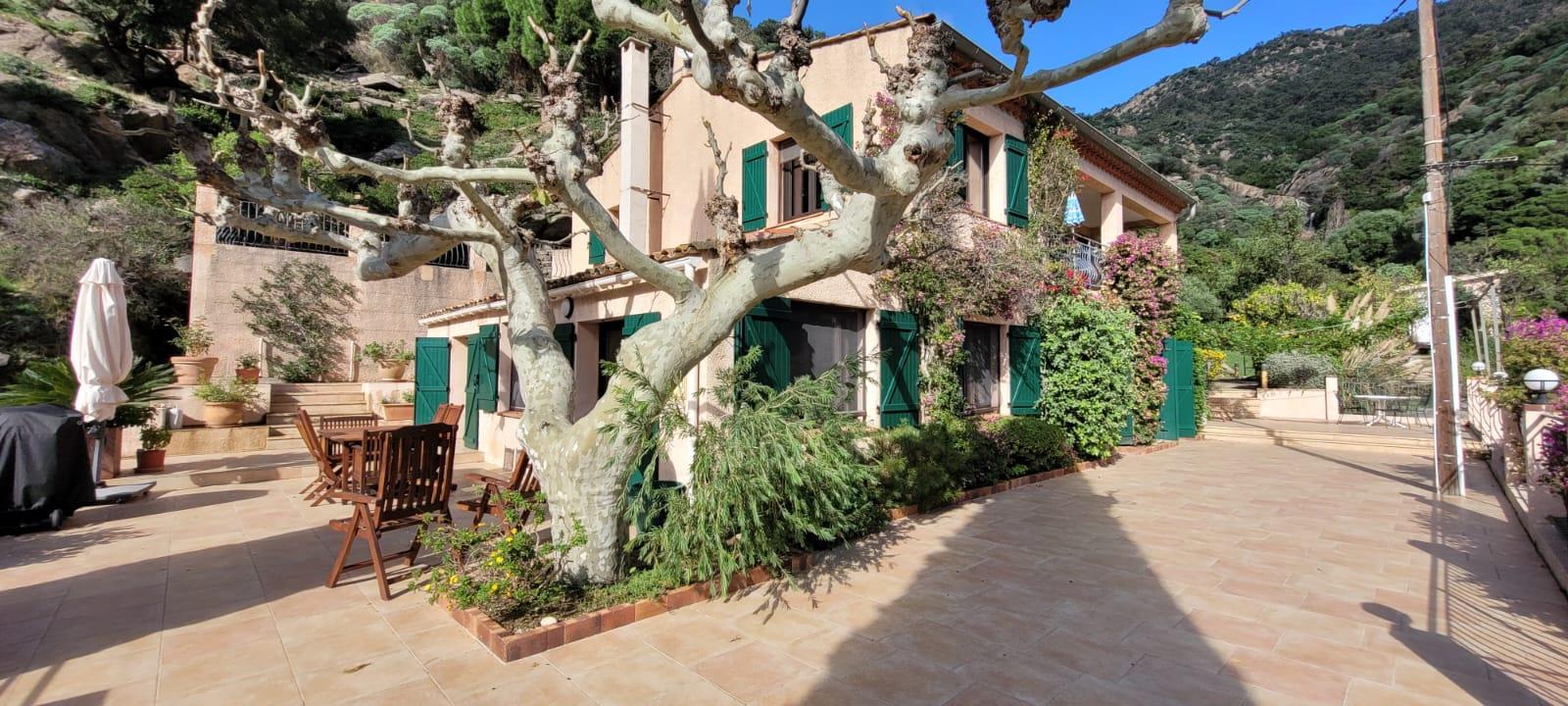 Maison à vendre, 220m², Le Lavandou