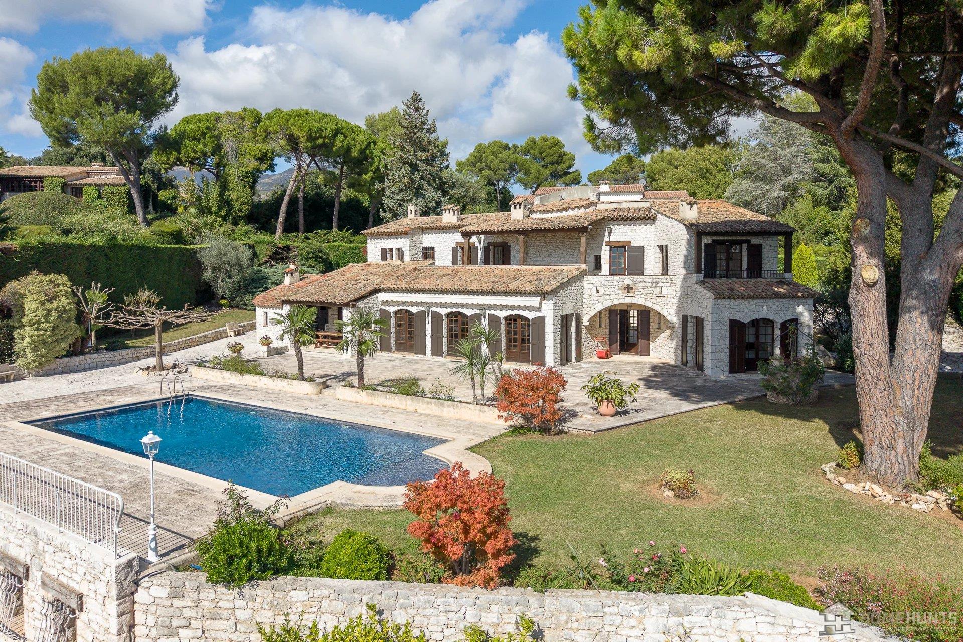 Maison à vendre, 256m², Saint-Paul-de-Vence