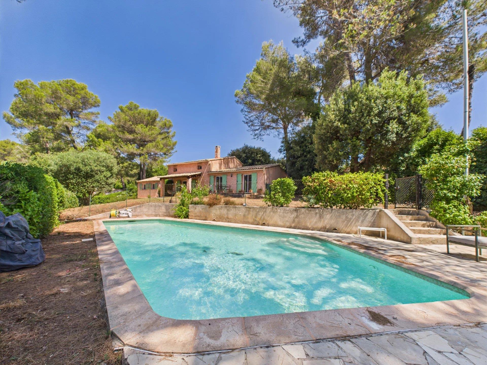 Maison à vendre, 160m², Valbonne