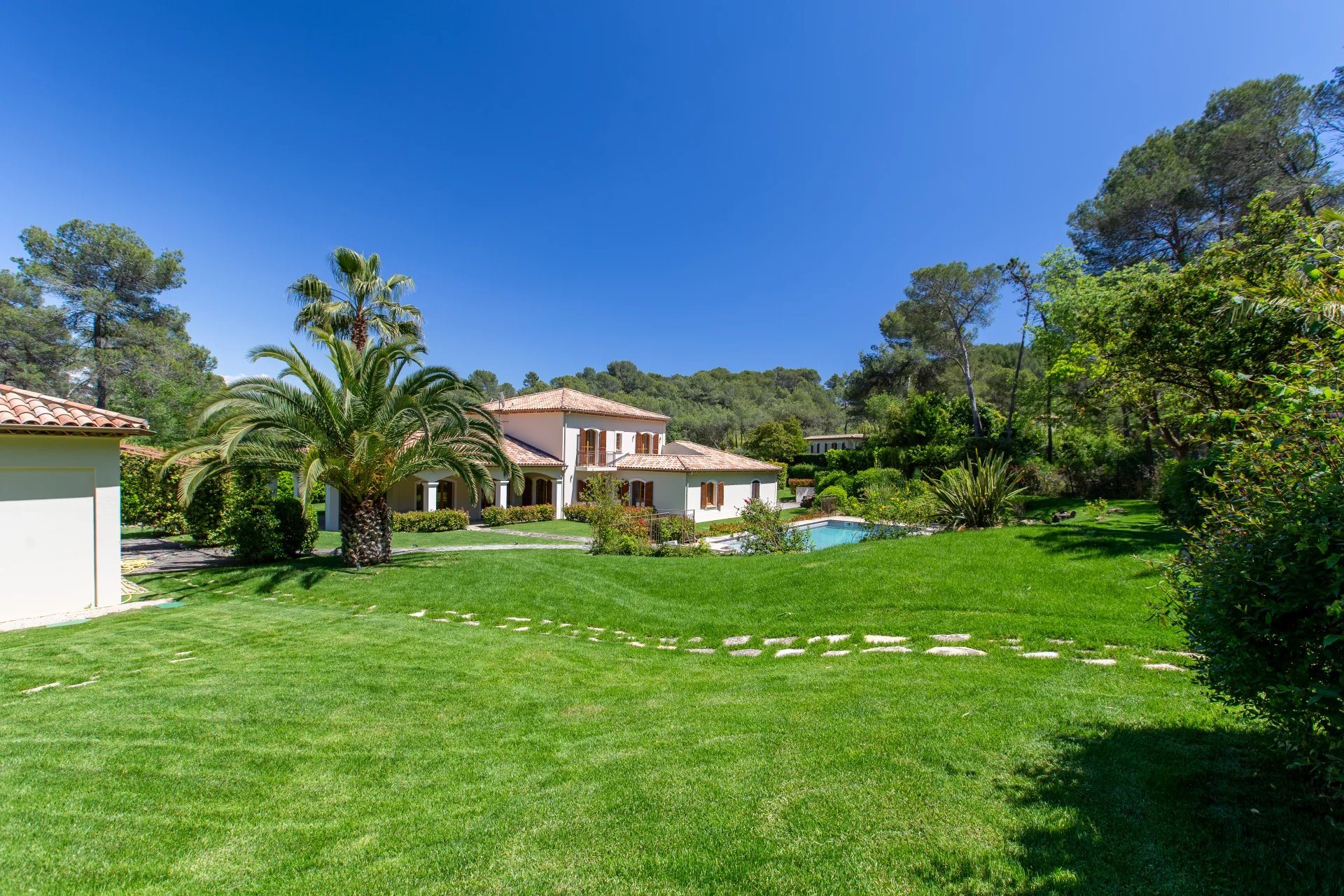 Maison à vendre, 271m², Mouans-Sartoux