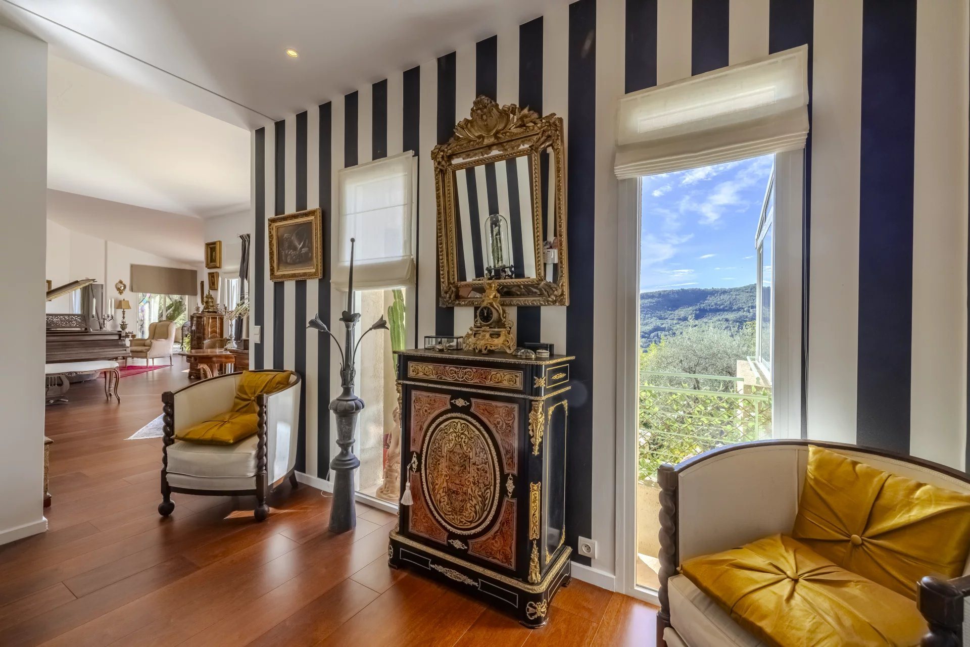 Maison à vendre, 220m², Tourrettes-sur-Loup