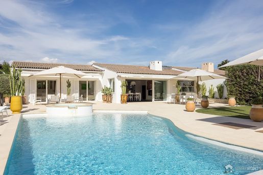 Maison 127 m² · à Villeneuve-Loubet · 127 m² · 1 990 000 €