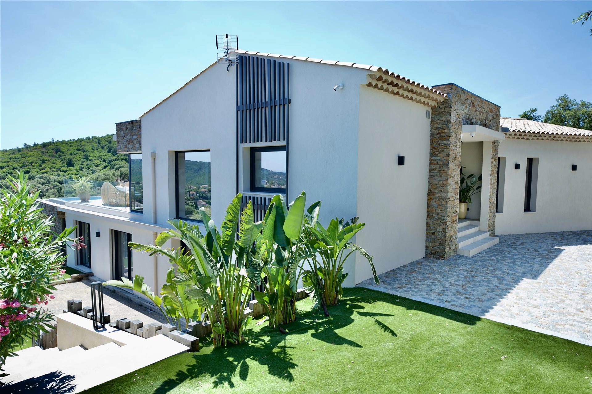 Maison à vendre, 257m², Roquebrune-sur-Argens