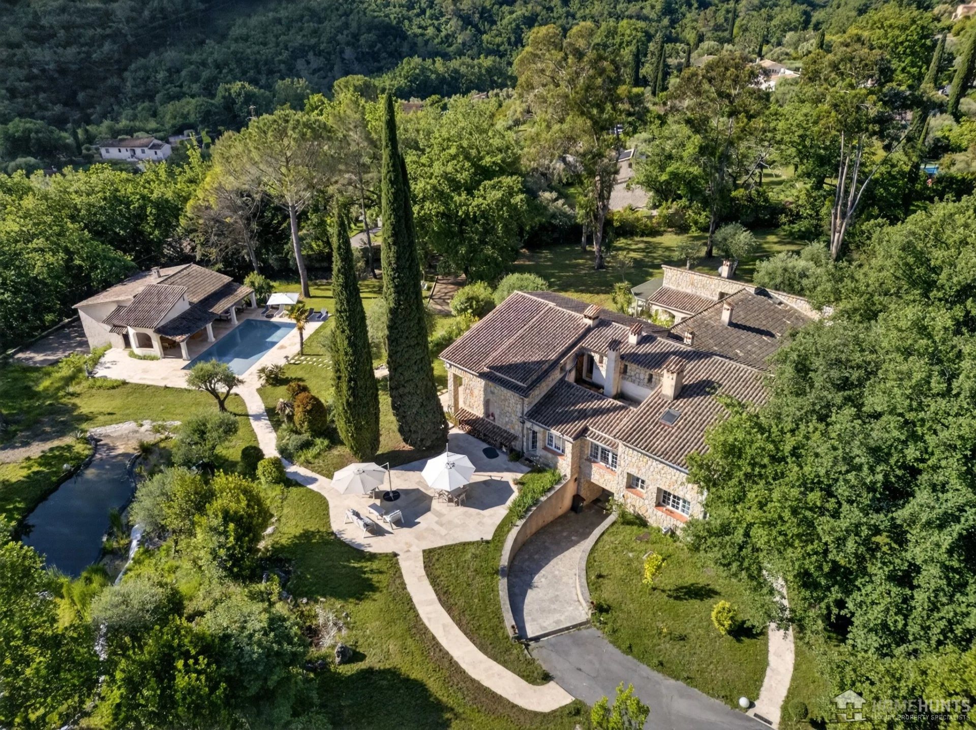 Maison à vendre, 627m², Le Bar-sur-Loup