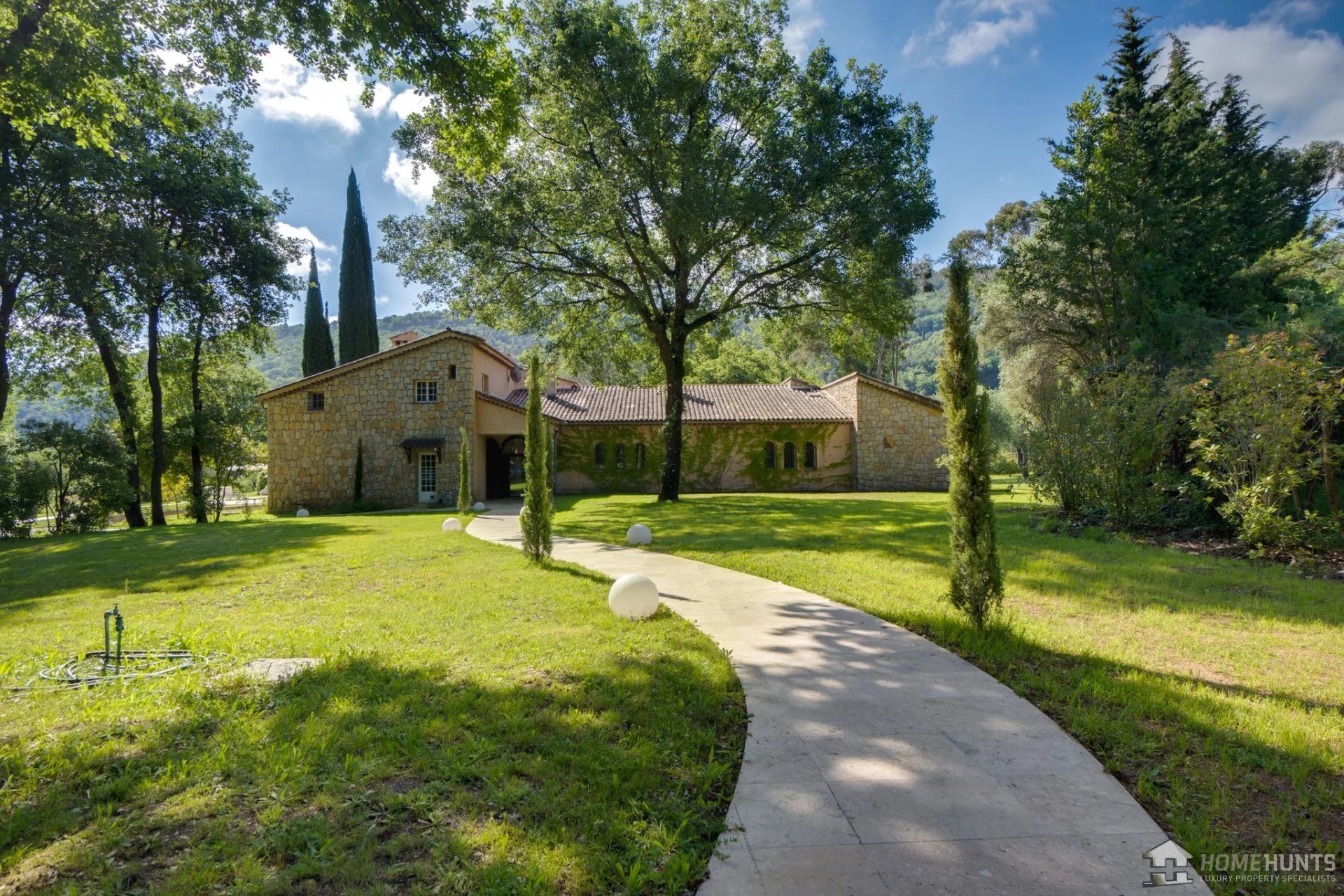 Maison à vendre, 627m², Le Bar-sur-Loup