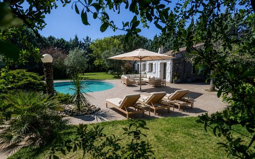 Maison 8 pièces 240 m² · à Jouques · 240 m² · 1 029 000 €