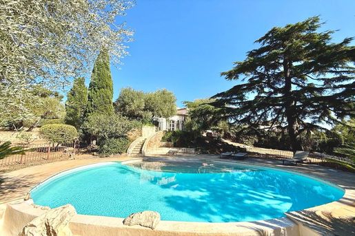 Maison 250 m² · à Grimaud · 250 m² · 2 490 000 €