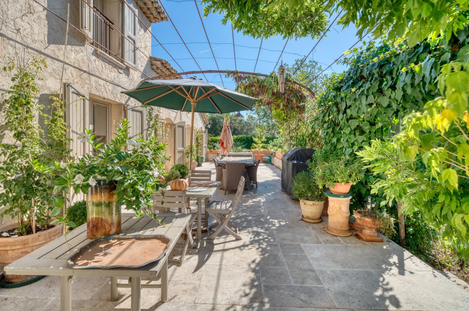 Maison à vendre, 330m², Valbonne