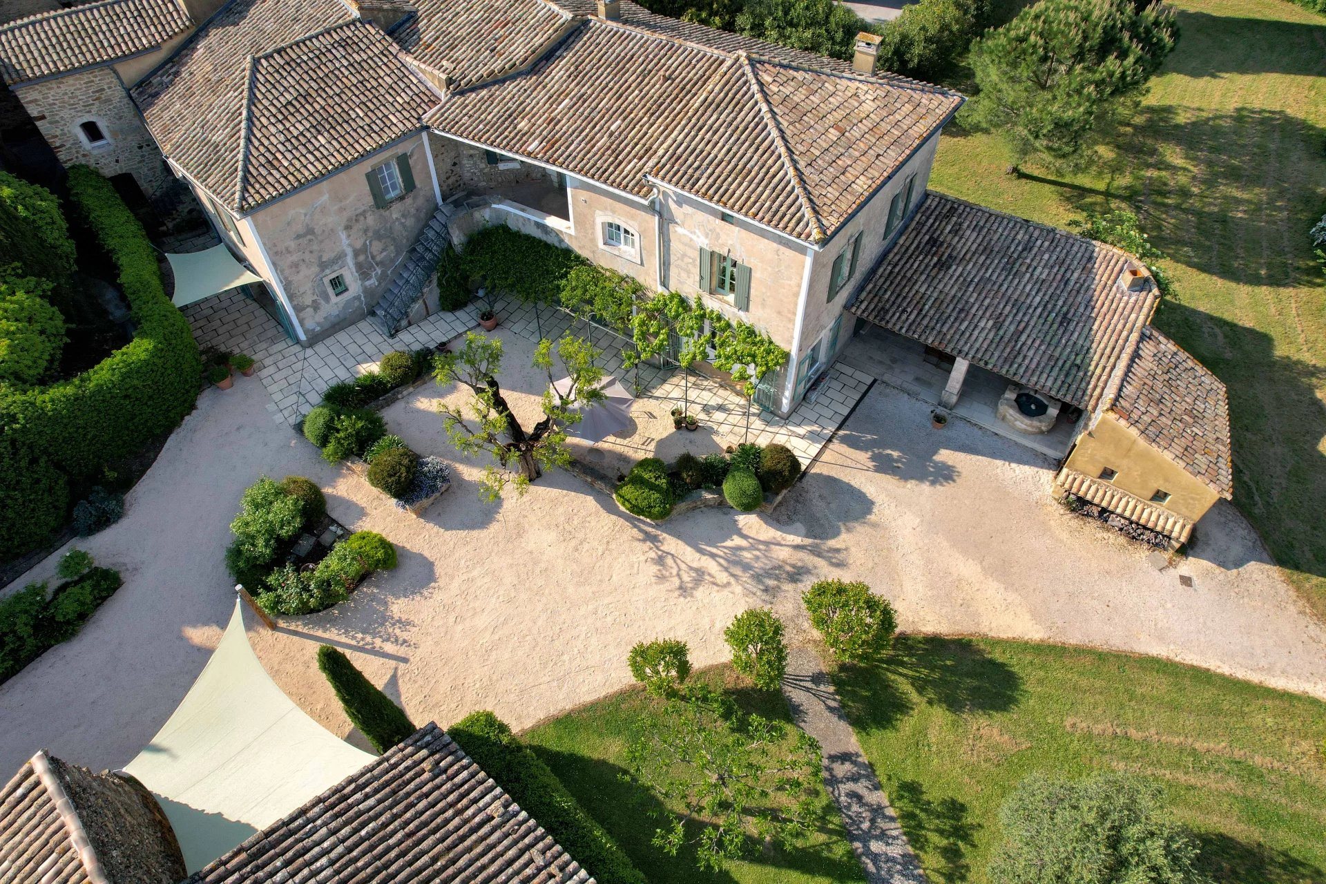 Maison à vendre, 323m², Uzès