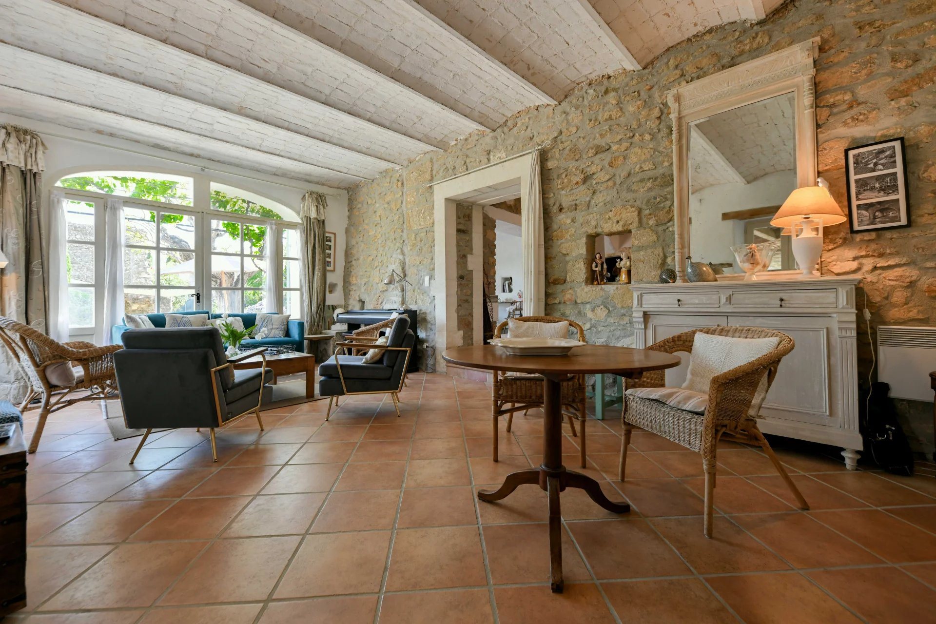 Maison à vendre, 323m², Uzès