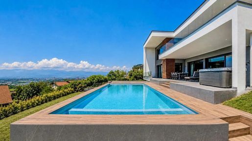 Maison 375 m² · à Cranves-Sales · 375 m² · 2 490 000 €