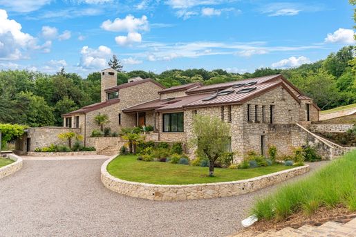 Maison 669 m² · à Milon-la-Chapelle · 669 m² · 5 600 000 €