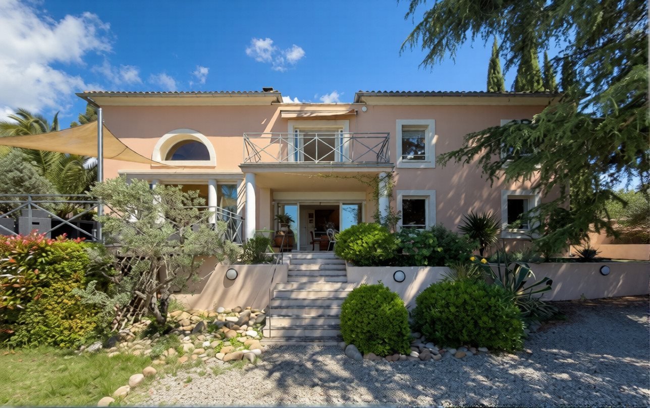 Maison à vendre, 194m², Eguilles