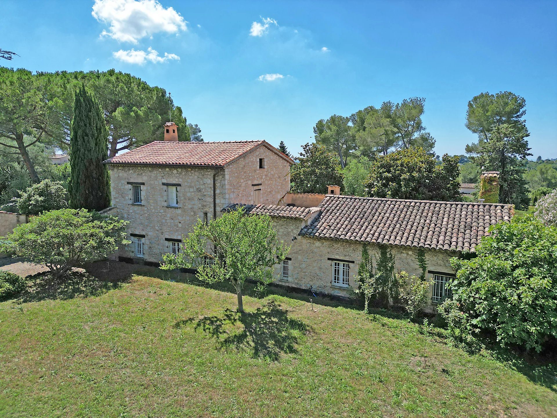 Maison à vendre, 292m², Le Rouret