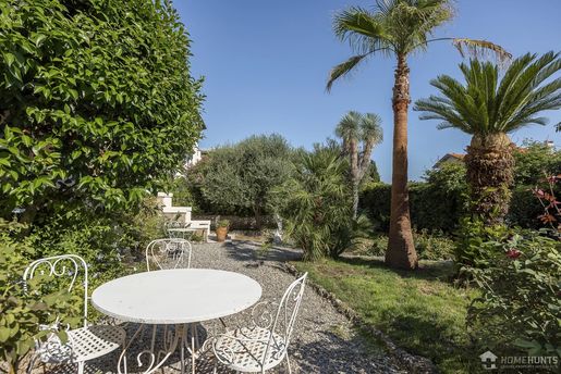 Maison 10 pièces 275 m² · à Cannes · 275 m² · 1 990 000 €