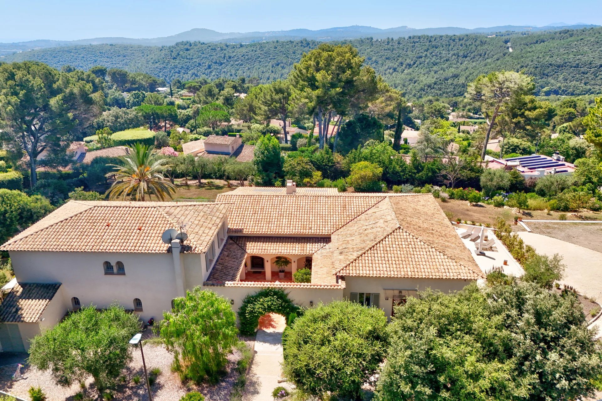 Maison à vendre, 555m², Valbonne