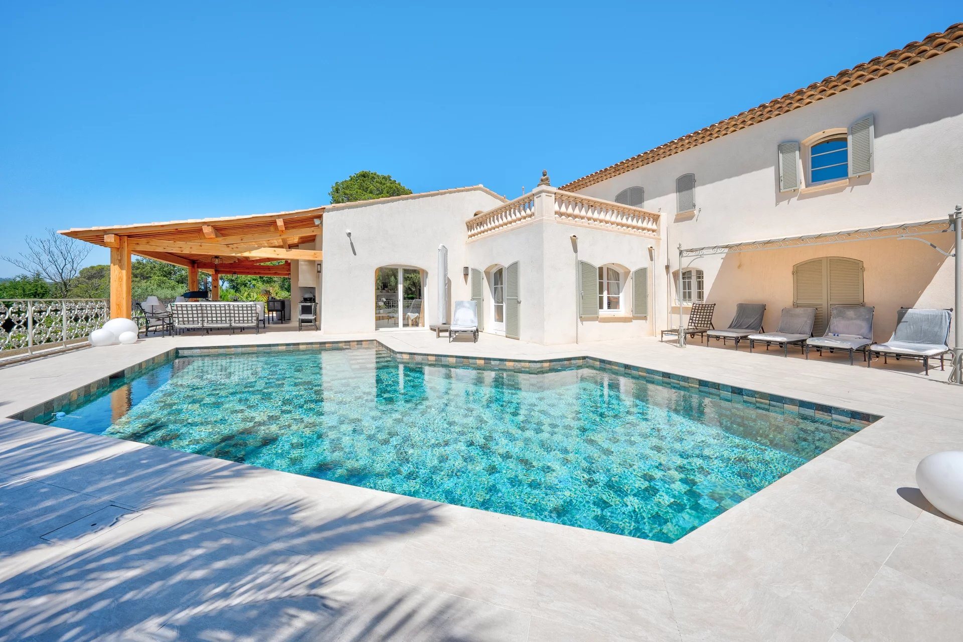 Maison à vendre, 555m², Valbonne