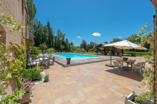 Maison 348 m² · à Rians · 348 m² · 1 095 000 €