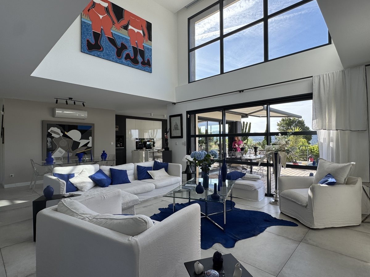 Maison à vendre, 175m², Saint-Cyr-sur-Mer