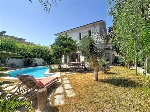Advert pic 0