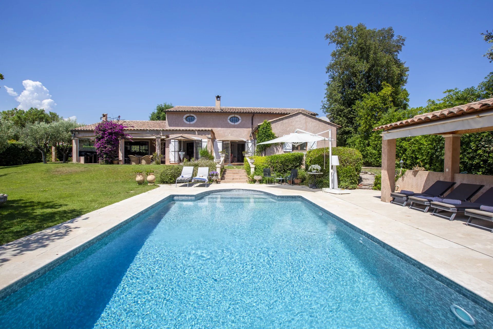 Maison à vendre, 233m², Valbonne