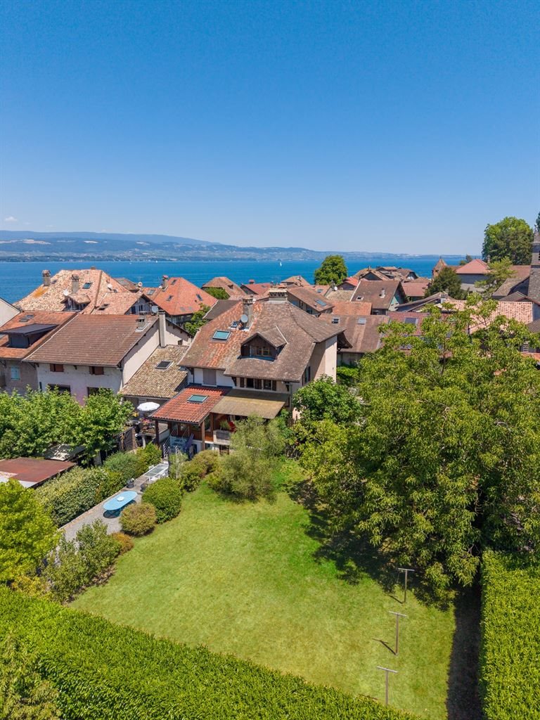 Maison à vendre, 170m², Nernier