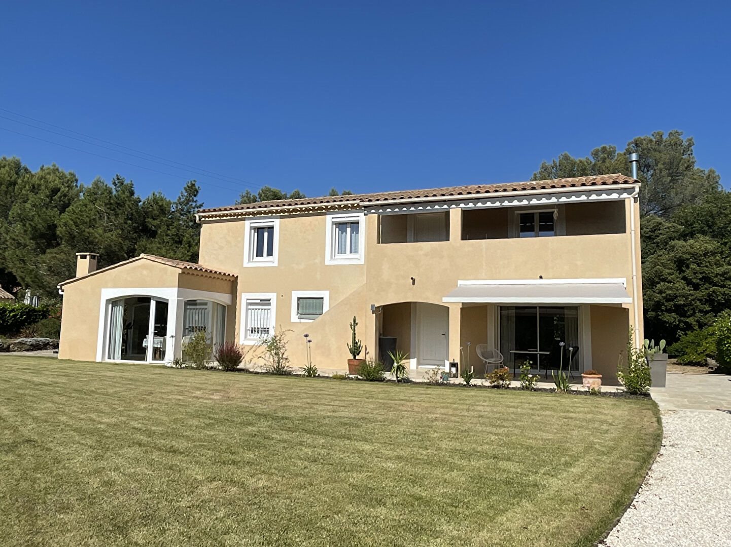 Maison à vendre, 210m², Rognes