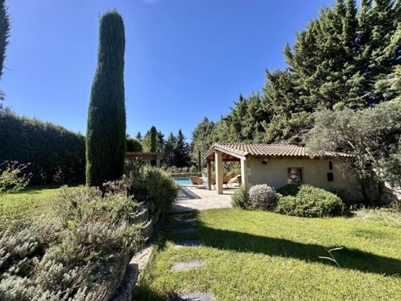 Maison à vendre, 236m², Fontvieille