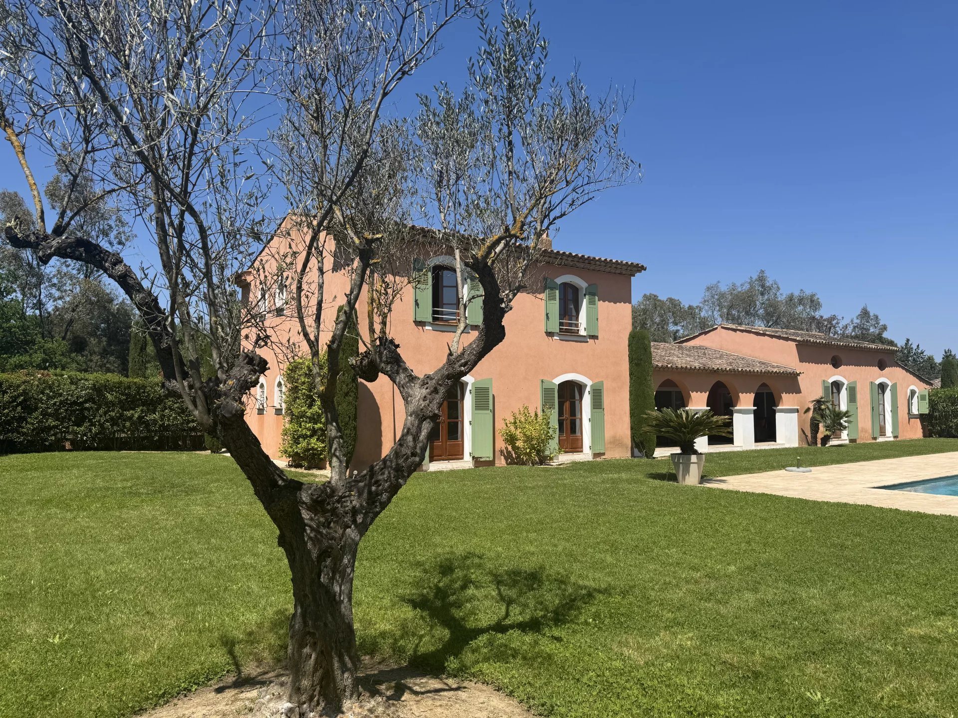 Maison à vendre, 242m², Grimaud