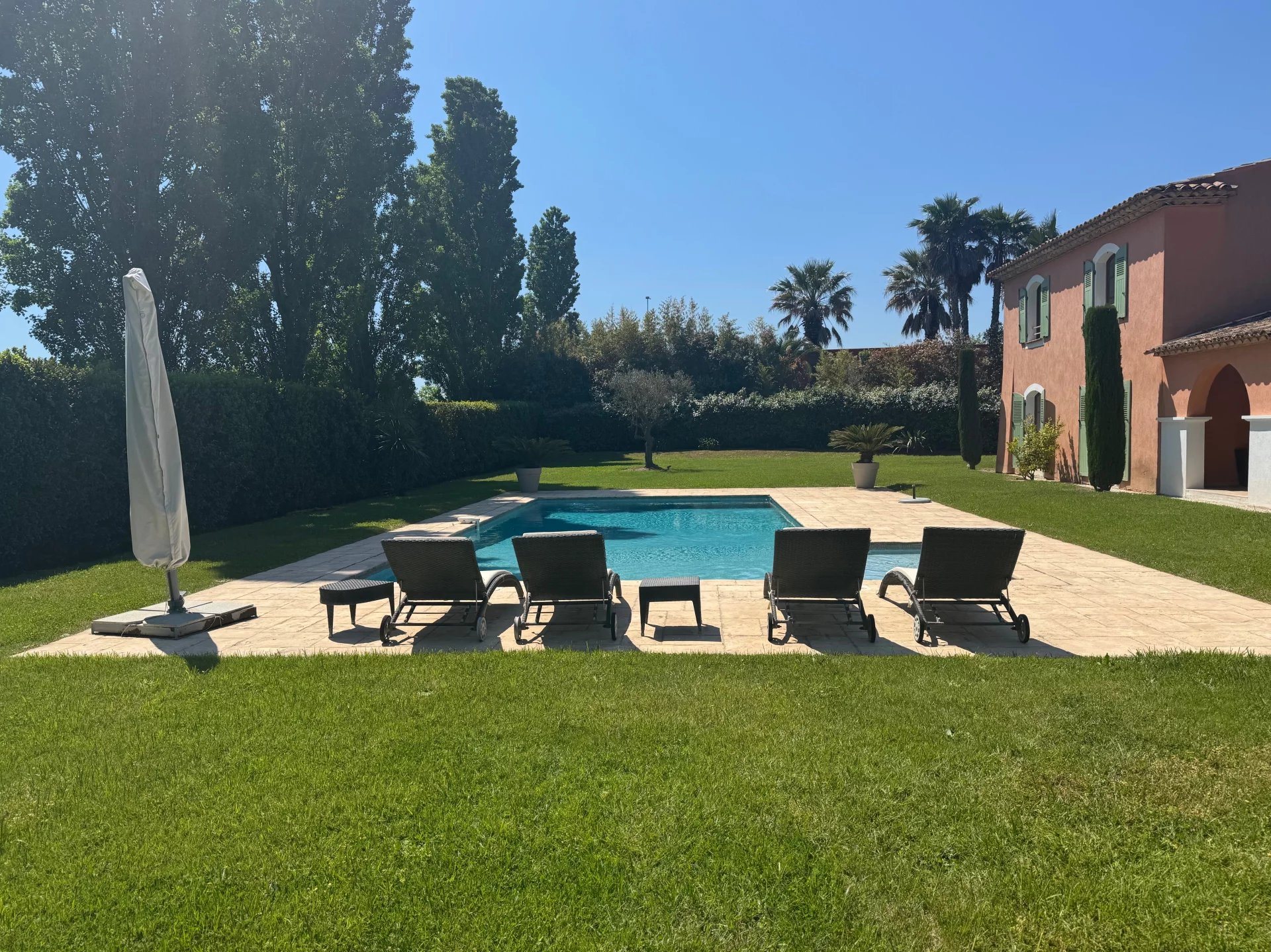 Maison à vendre, 242m², Grimaud