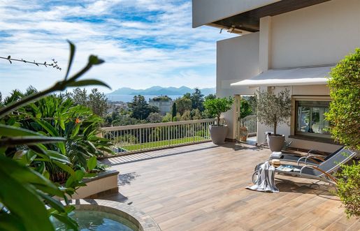 Appartement 4 pièces 175 m² · à Cannes · 175 m² · 3 990 000 €