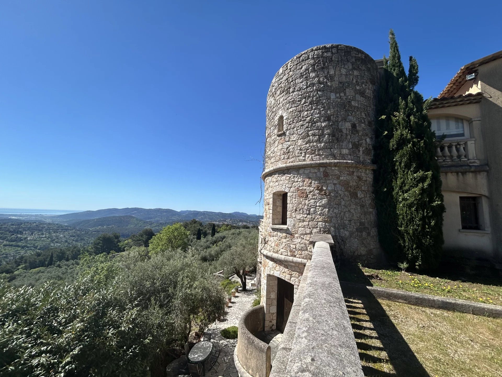 Maison à vendre, 907m², Grasse