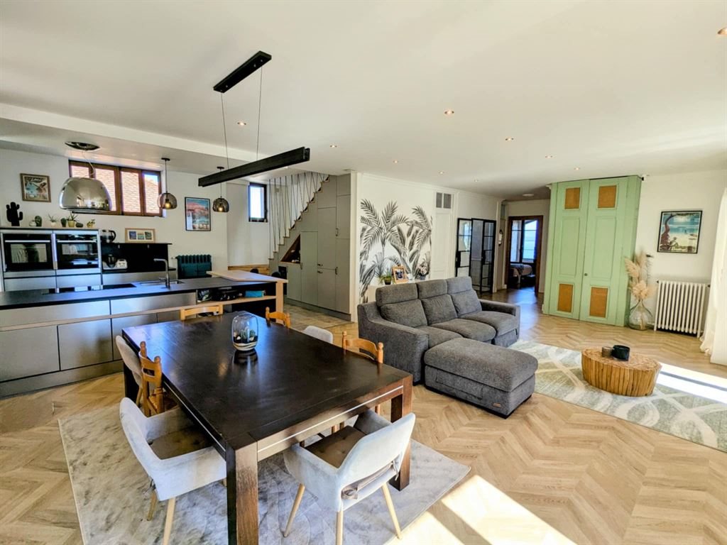 Appartement à vendre, 270m², Evian-les-Bains