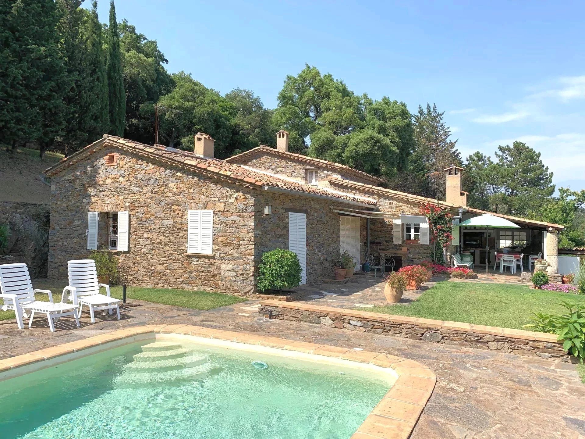 Maison à vendre, 156m², La Garde-Freinet
